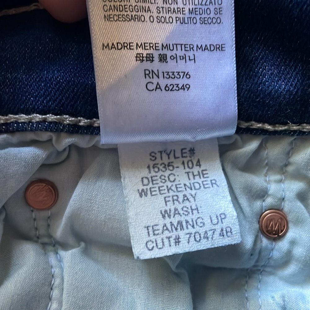 Mother Denim The Weekend Flare Jeans size 29 in Teaming Up Wash - Picture 8 of 9